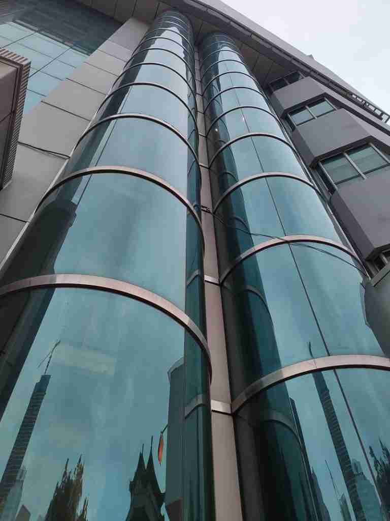 curved laminated glass for elevator
