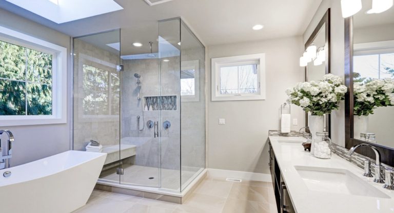 7 types of bathroom glass you might be interested in