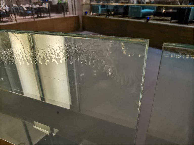 5 Reasons Why PVB Laminated Glass Delamination & Solutions