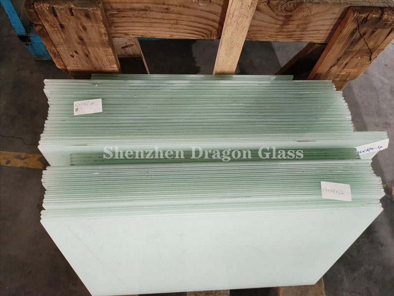 6.38 white laminated glass for French doors 1