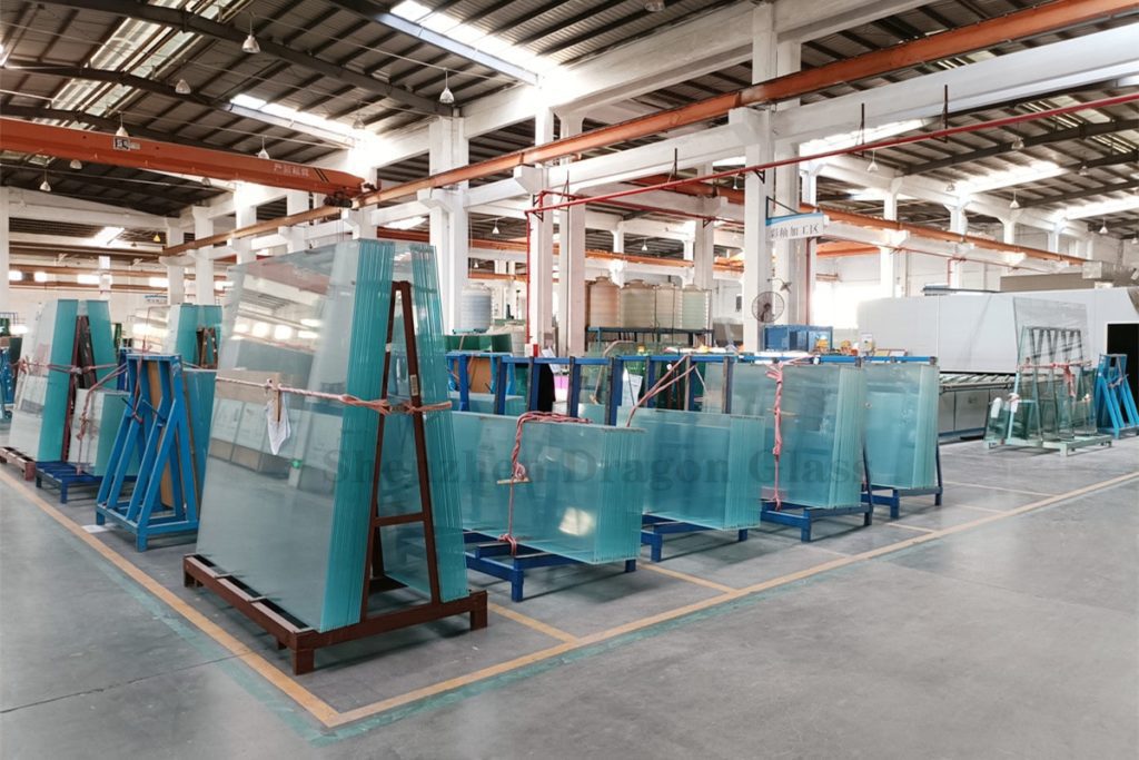 Low iron glass VS clear glass, which one is a better option?