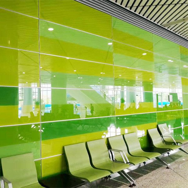 Svært dekorativt silketrykkglass for laminert glassveggsystemer, Kina glassveggpaneler til salgs