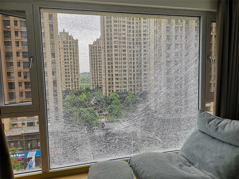 
cửa sổ kính nhiều lớp
phá vỡ kính nhiều lớp
kính nhiều lớp
