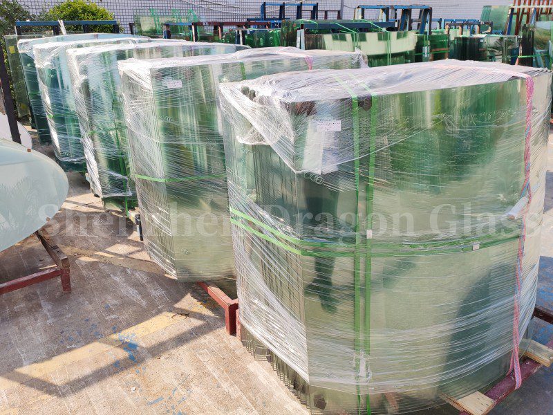15 mm buet glassbalkongrekkverk, pålitelige leverandører av buet glass